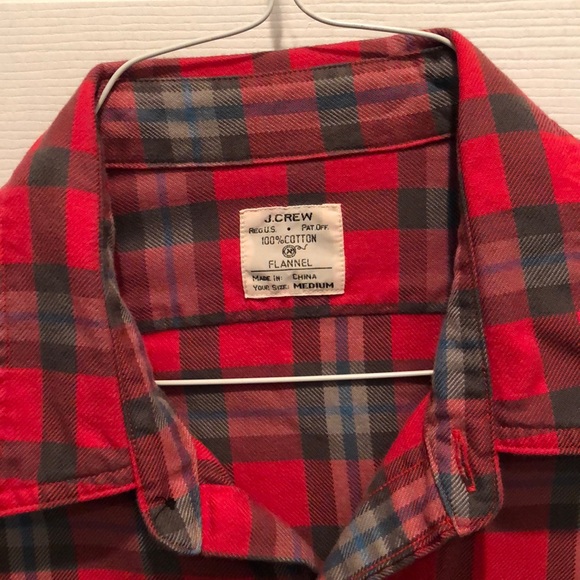 Plaid flannel - Picture 2 of 3